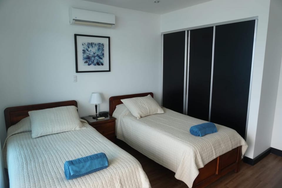 Txakoli Puerto Azul Apartment in Puntarenas Province