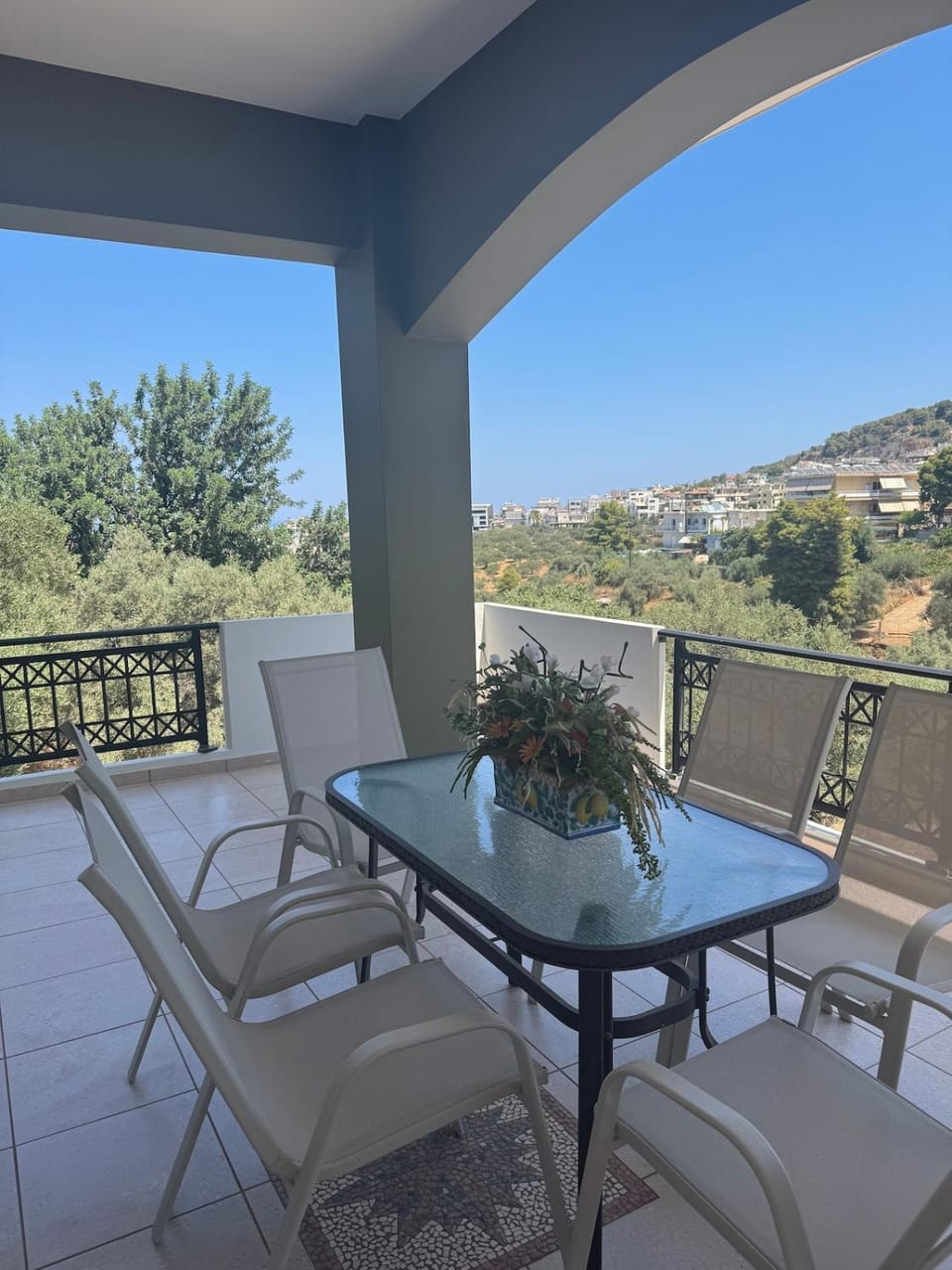 Nature spacious apt, 2km from Chania old town, private parking Apartment in Chania