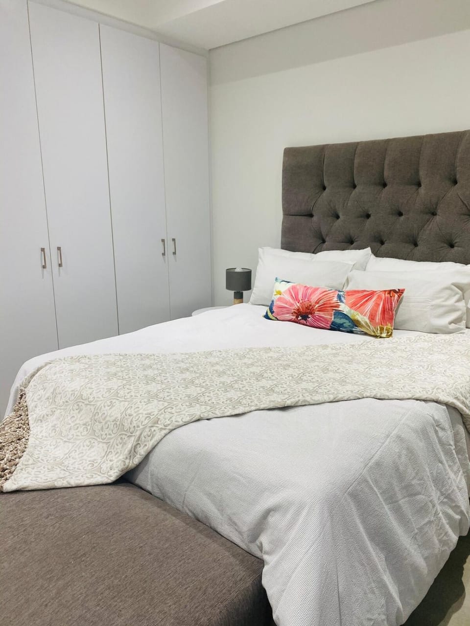 Simply Convenient Stays - Bedfordview Apartment in Johannesburg