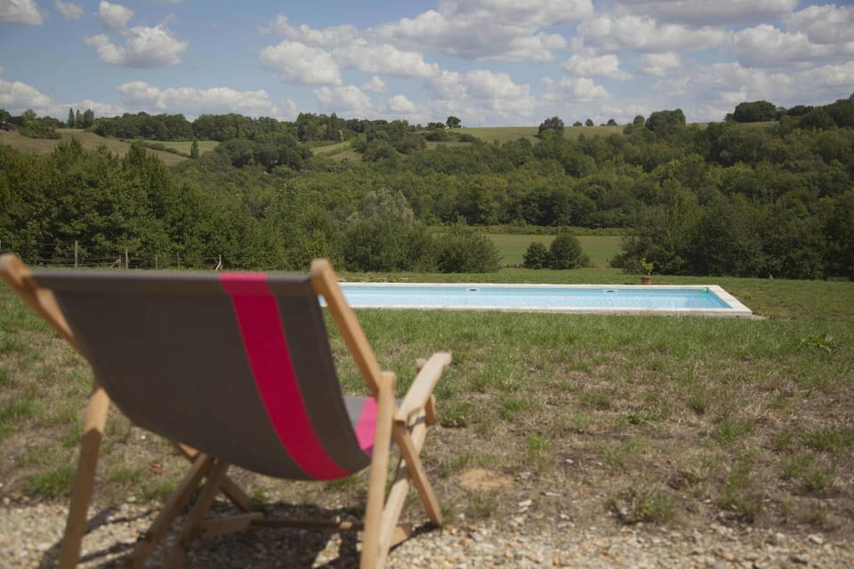 Garden view, Landmark view, Pool view, River view, Swimming pool