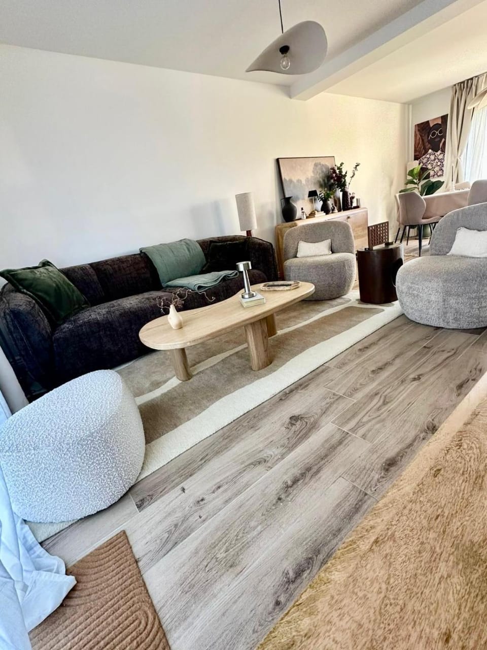 Living room, Seating area
