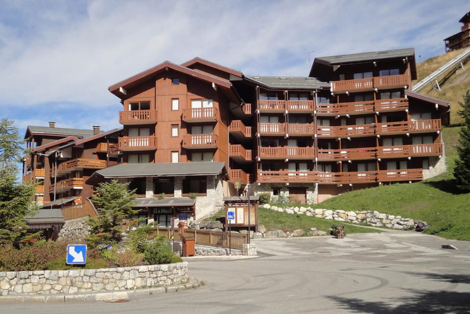 Résidence Plan Du Lac - AGRÉABLE DUPLEX PLEIN SUD AU CHATELET, SKIS AUX PIEDS MAE-7582 Apartment in Les Allues