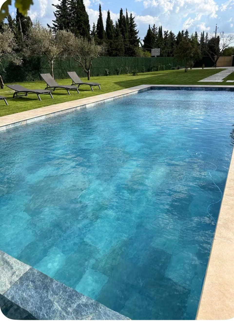 Cozy studio with air conditioning & pool & parking Apartment in Aix-en-Provence