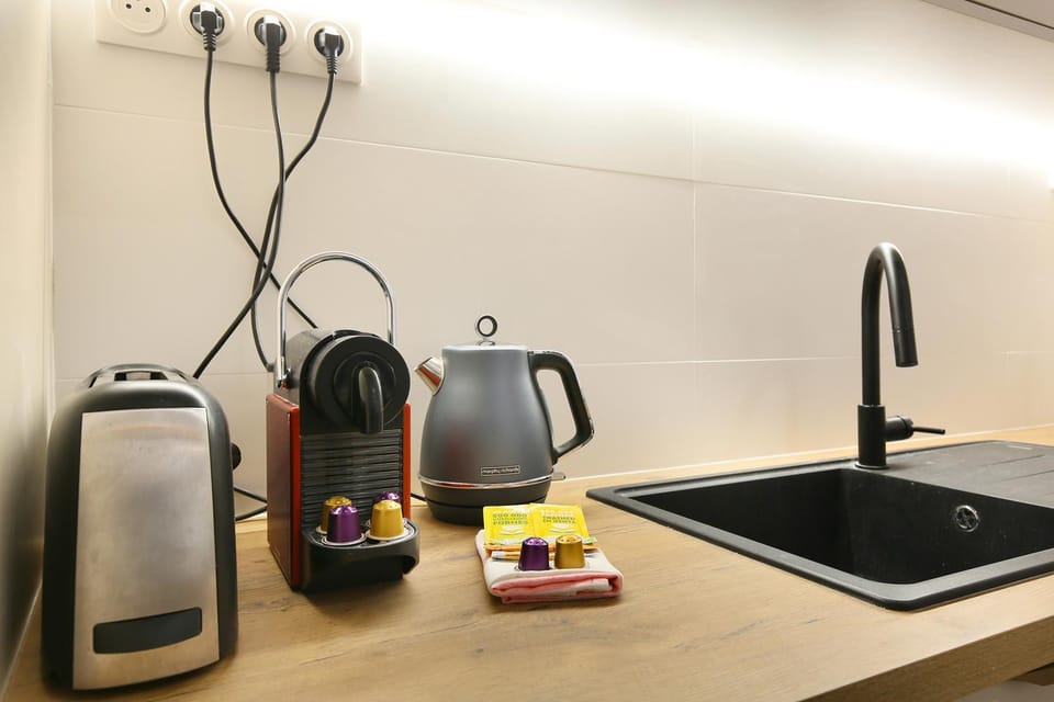 Coffee/tea facilities, Kitchen or kitchenette, toaster