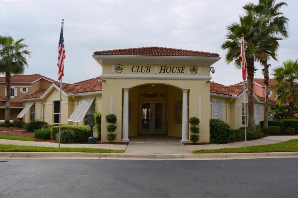 Resort Amenities Private Pool Near Disney House in Kissimmee