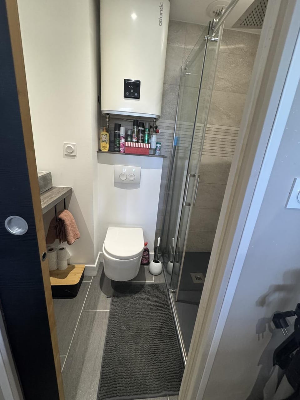 Shower, Toilet, Bathroom