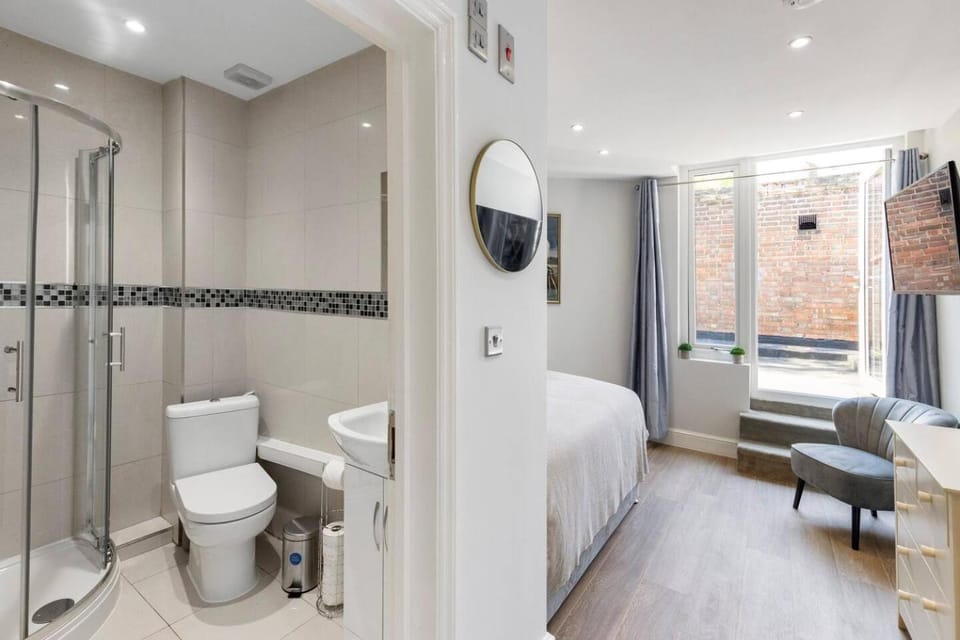 Perfect Flat next to Highgate Station Apartment in London