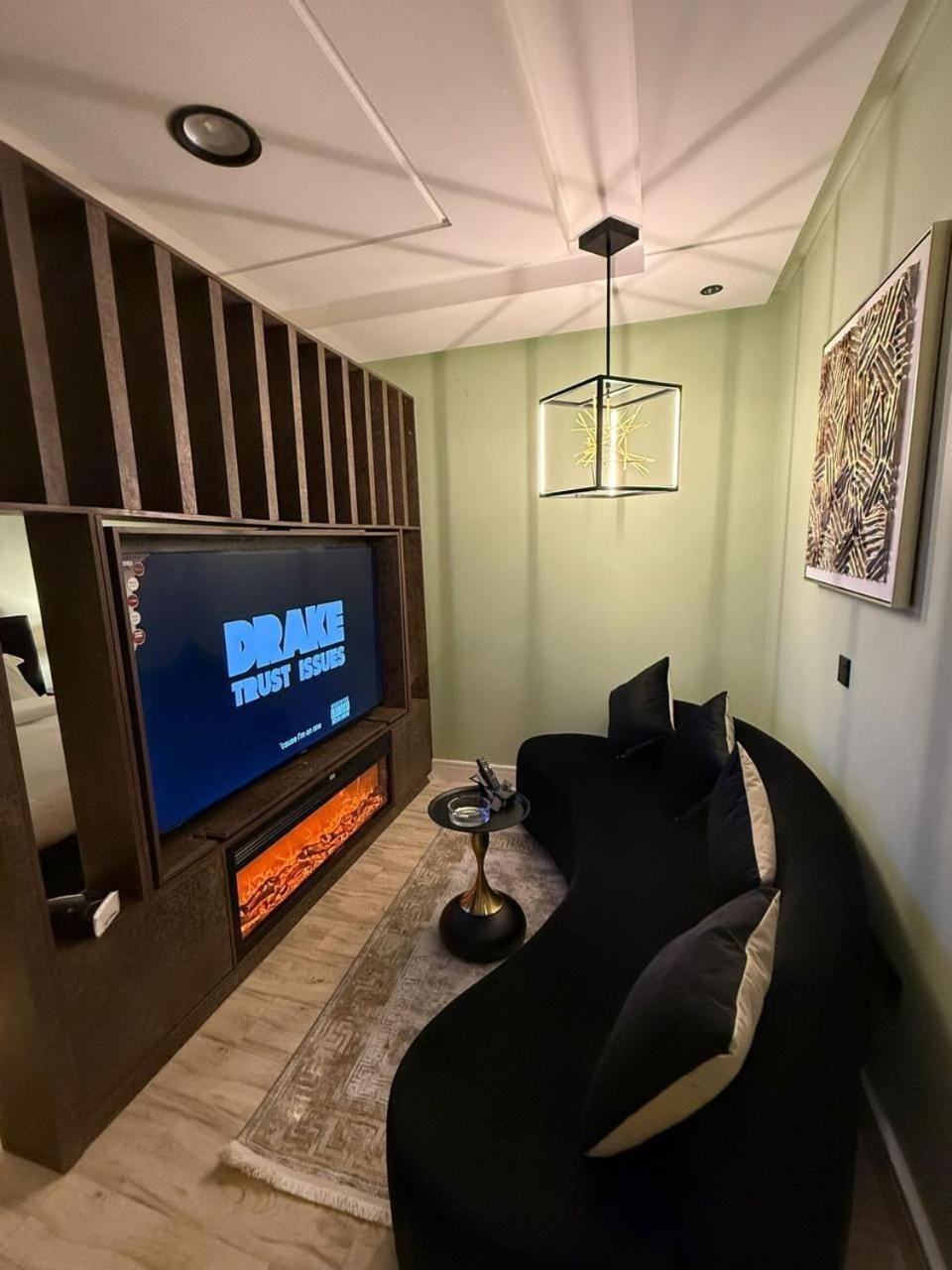 An elegant Cozy Studio with Separated Seating area Alyasmeen استديو بتصميم انيق ومريح و صالة جلوس منفصله في الياسمين Apartment in Riyadh