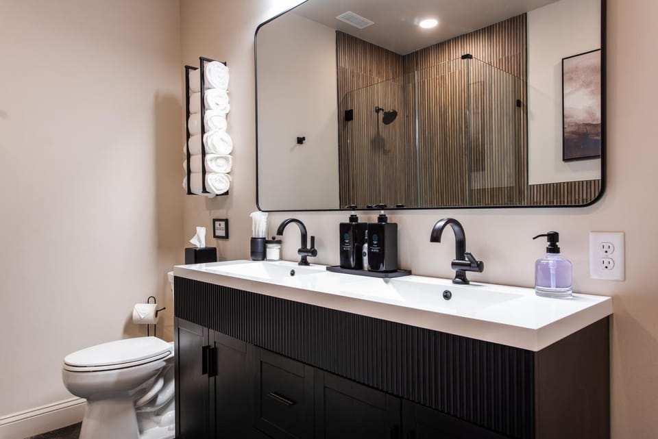 Toilet, Bathroom