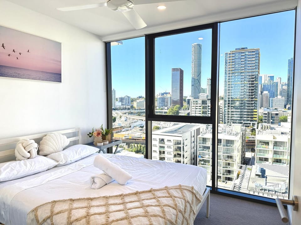 Modern Vibrant - 1BR Apt Pool&Gym Sauna BO31506-1 Apartment in Brisbane City
