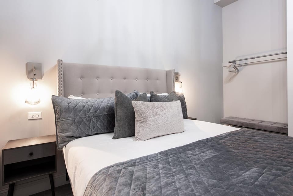 Hollyhock Suite 503 Apartment in Jefferson County