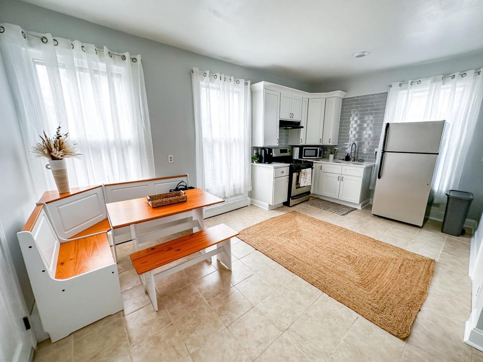 Bohemian Nook At Elm City Flats Apartment in New Haven