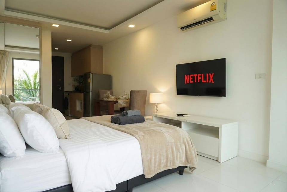 Laguna beach resort Maldives 3 - Studio vue piscine Apartment in Pattaya City