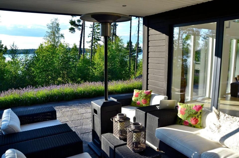 Luxury summer house on Bolmsö House in Sweden