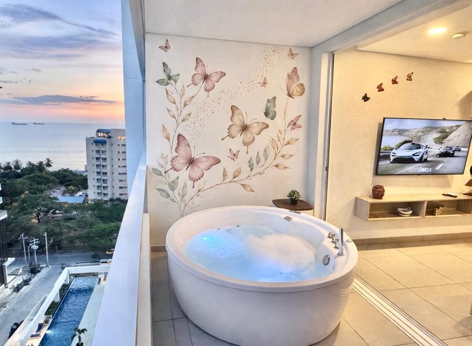 Hot Tub, View (from property/room)