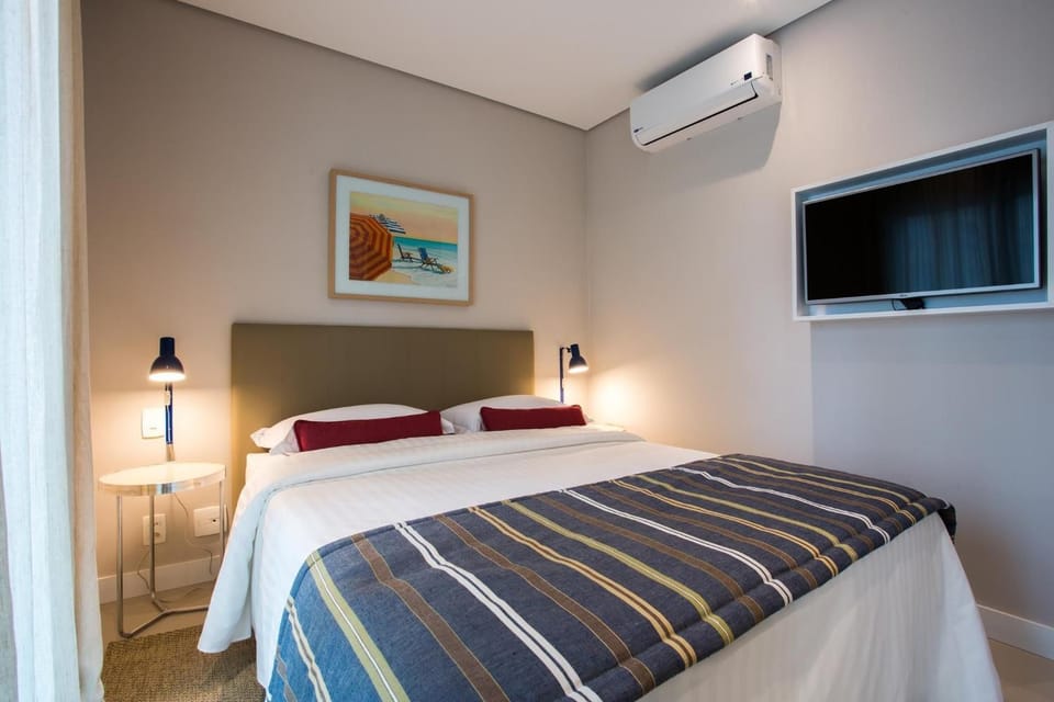 Bed, TV and multimedia, Bedroom, air conditioner