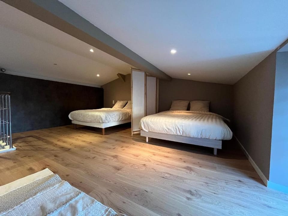 Charmante maison en pierre, avec terrasse et jardin privé Apartment in Pays de la Loire