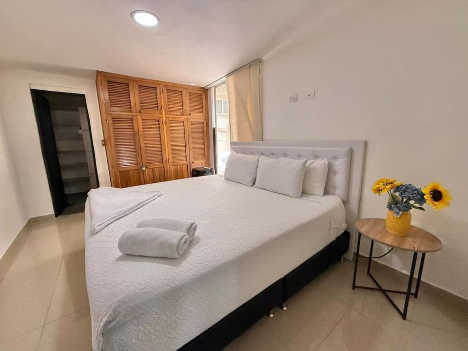 Bed, Bedroom, towels, wardrobe