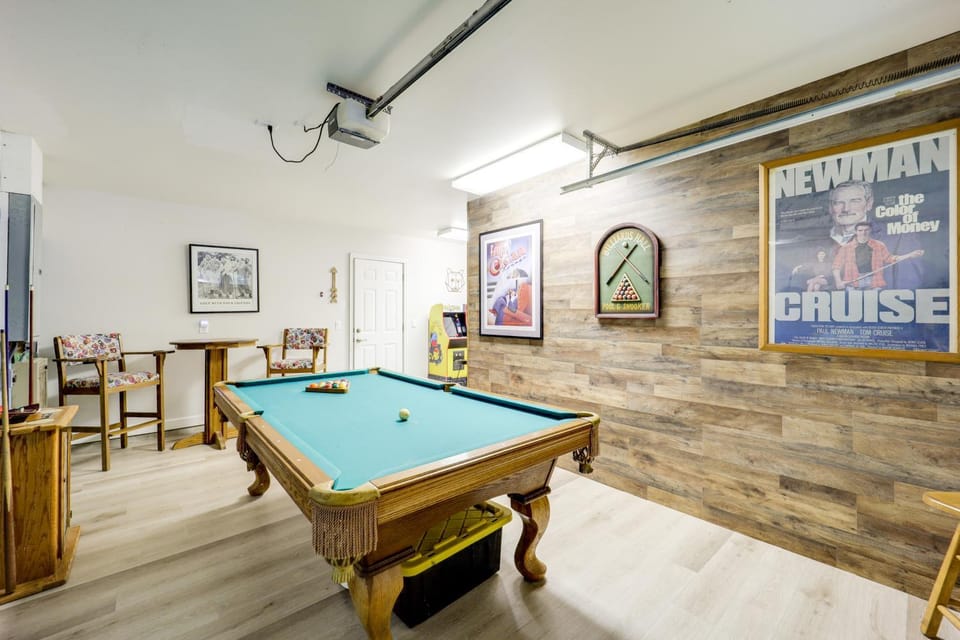 Blue Ridge Mtns Escape: Great for Groups! House in North Carolina