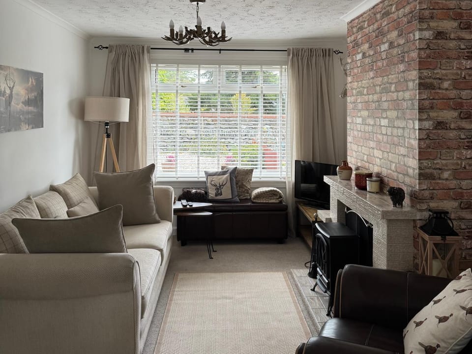 Tickety-Boo Luss Loch Lomond House in Scotland