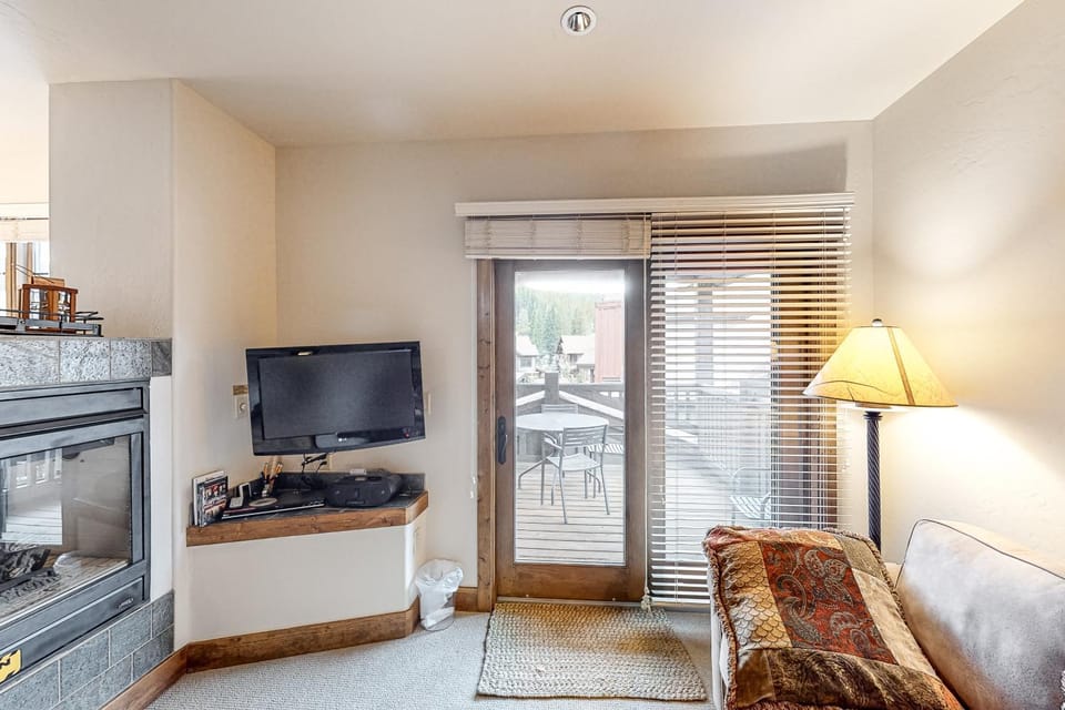 Cache F3-302 Apartment in Copper Mountain