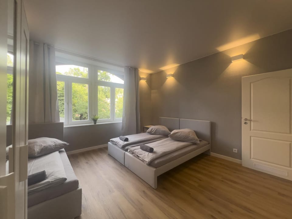 Neues Apartment mit 2 Schlafzimmern und Küche Apartment in Offenbach