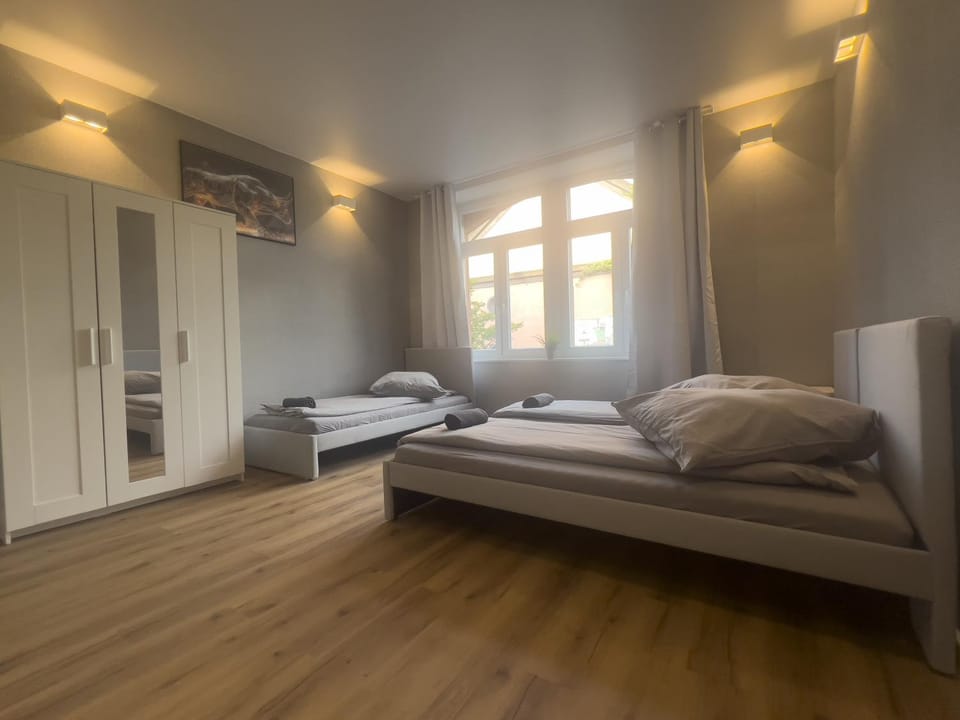 Neues Apartment mit 2 Schlafzimmern und Küche Apartment in Offenbach