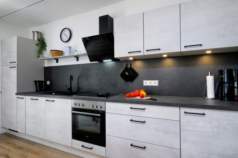 Kitchen or kitchenette, Food