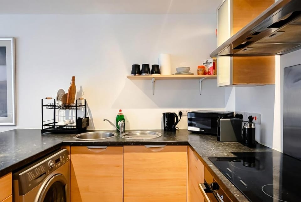 Coffee/tea facilities, Kitchen or kitchenette