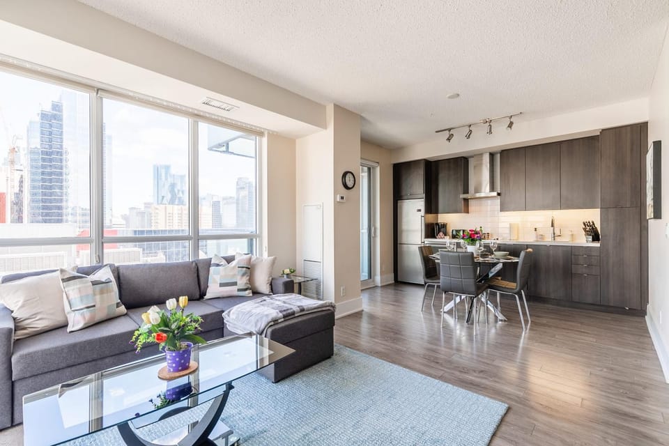Downtown Condo Near Distillery and Waterfront - The Roland Hotel in Toronto