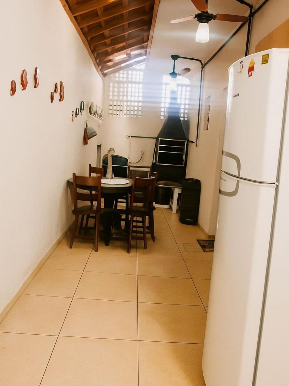 BBQ facilities, Dining area