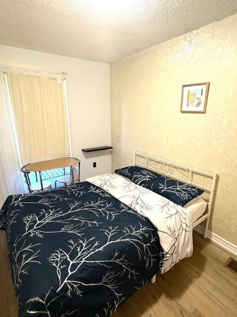 9mins airport 1 min to shopping mall Bed and Breakfast in Toronto