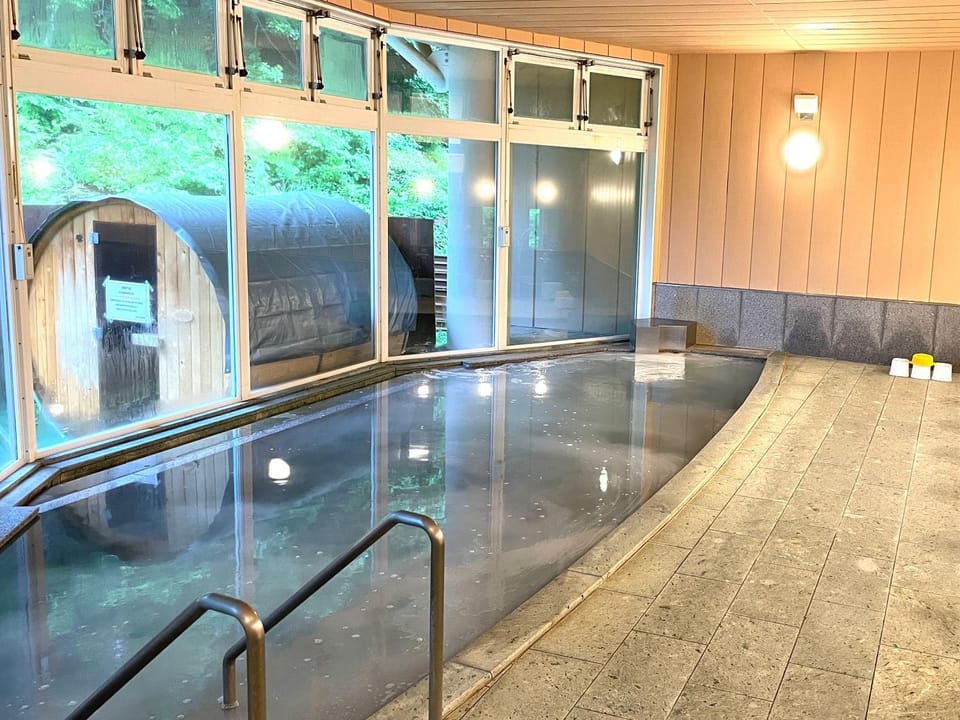 Hot Spring Bath, Public Bath