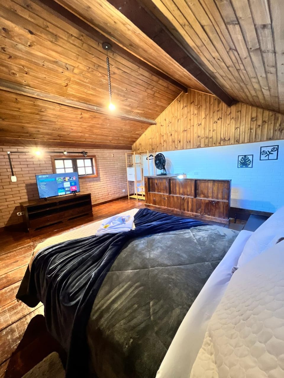 TV and multimedia, Photo of the whole room, towels, wardrobe