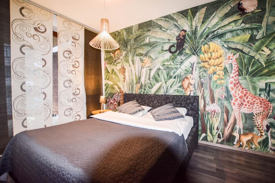 Bed, Bedroom