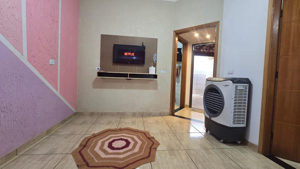 Living room, internet