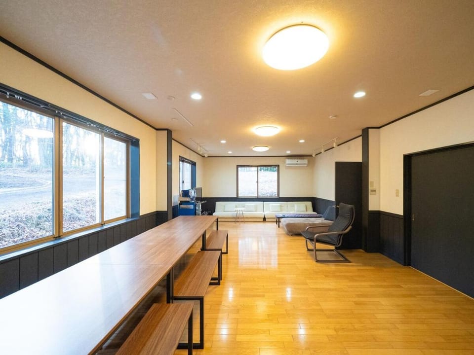 venasuｵｰﾍﾞﾙｼﾞｰﾇ館 卓球カラオケ シアター 石風呂 ドッグラン BBQ House in Japan