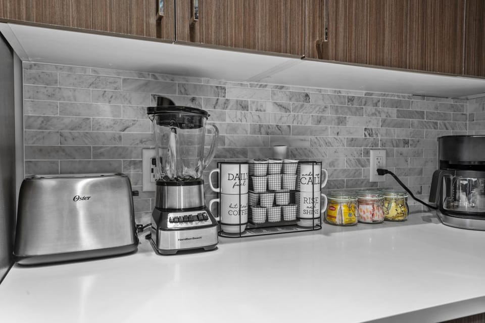 Coffee/tea facilities, Kitchen or kitchenette