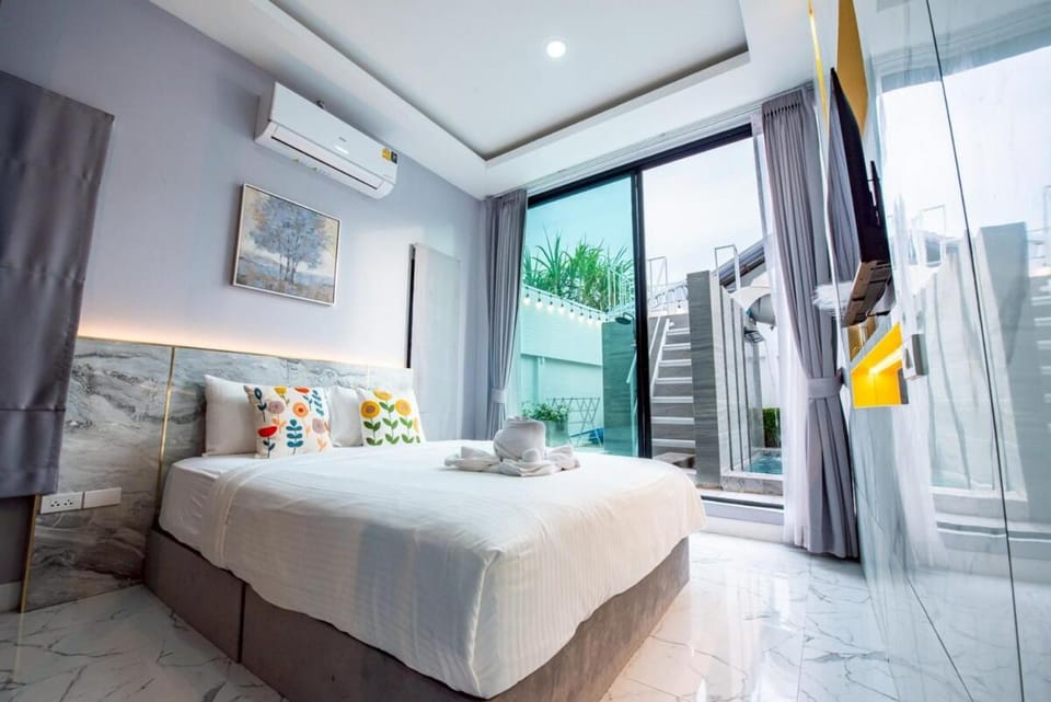 Phirom one pattaya poolvilla Villa in Pattaya City