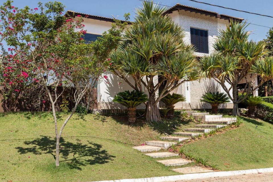 Recanto na represa em condomínio com portaria House in State of São Paulo