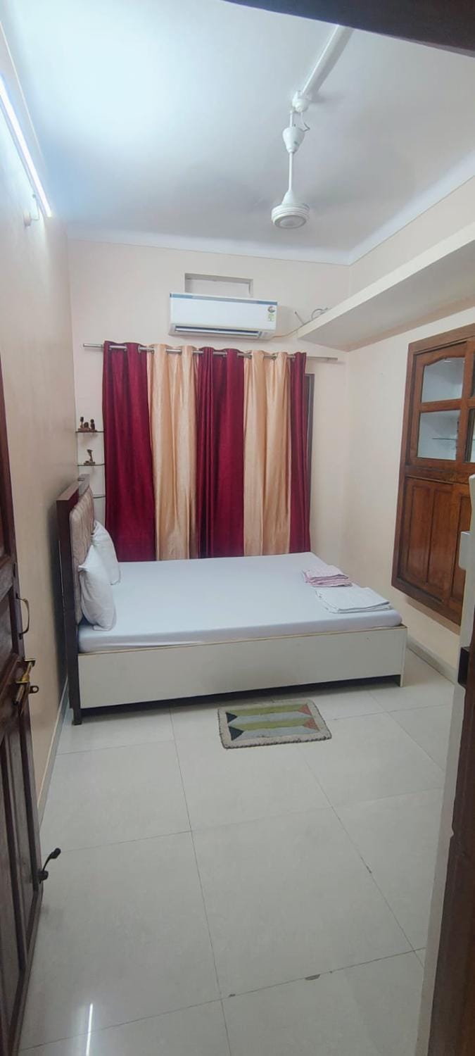 Rudrapriya Homestay Vacation rental in Varanasi