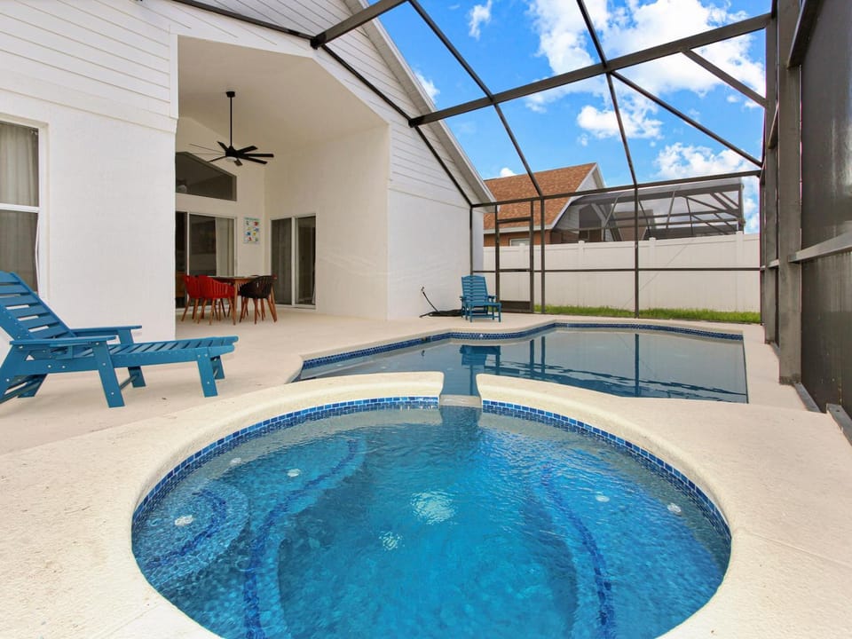 Patio, Hot Tub, Pool view, Swimming pool, sunbed
