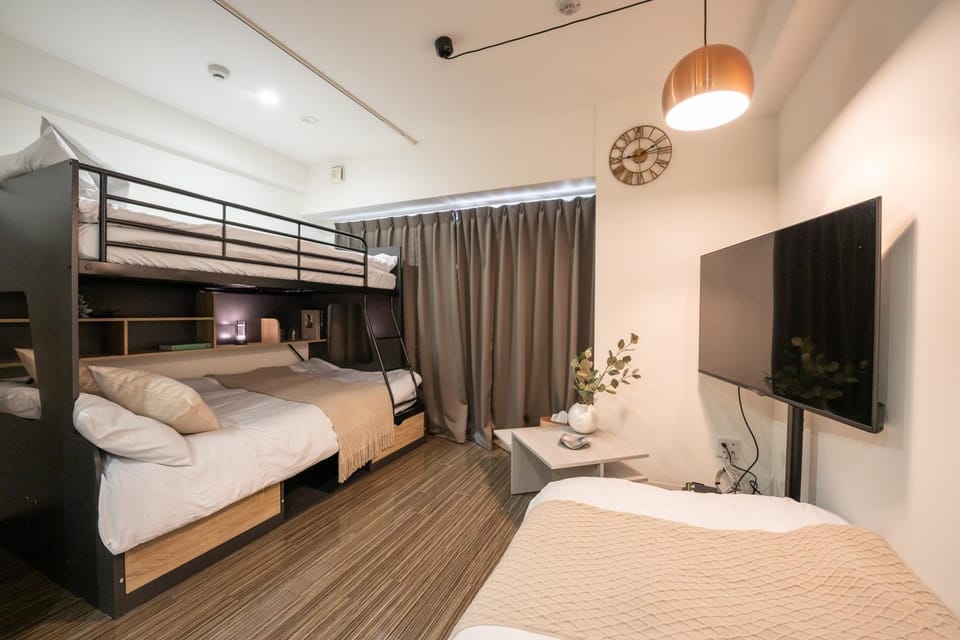 Bed, TV and multimedia, Photo of the whole room, Evening entertainment, Bedroom