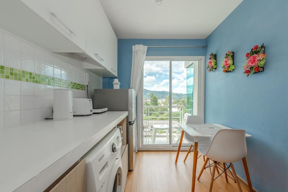 A Nice Condo in Local Livelyhood of Kathu Apartment in Kathu