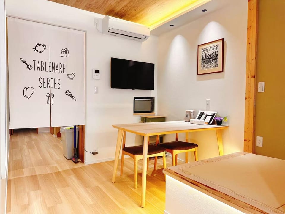 Living room, Dining area