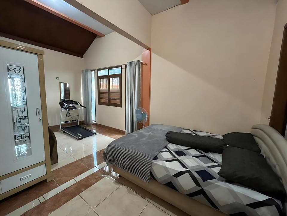 Bedroom, Sports, wardrobe