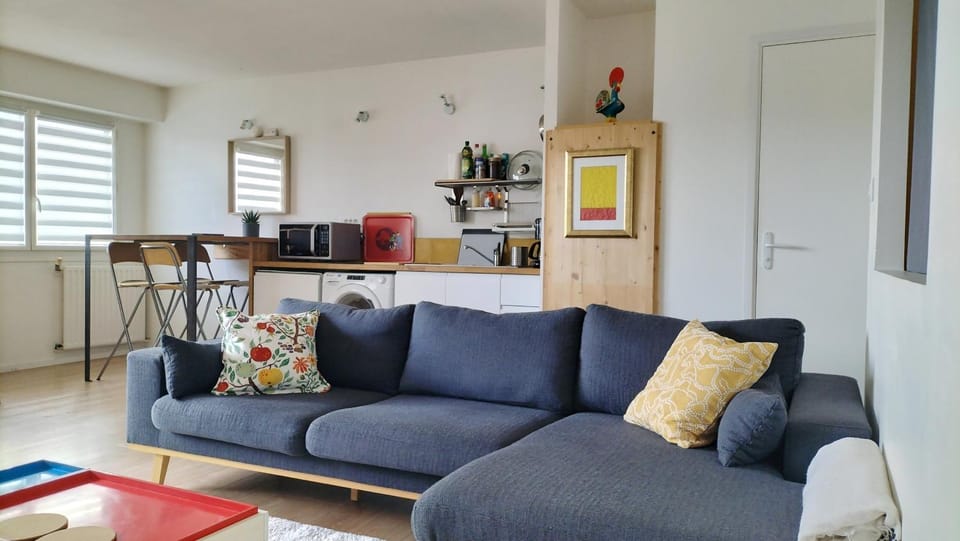 Parking gratuit, garage vélo, proche tramway Apartment in Rezé