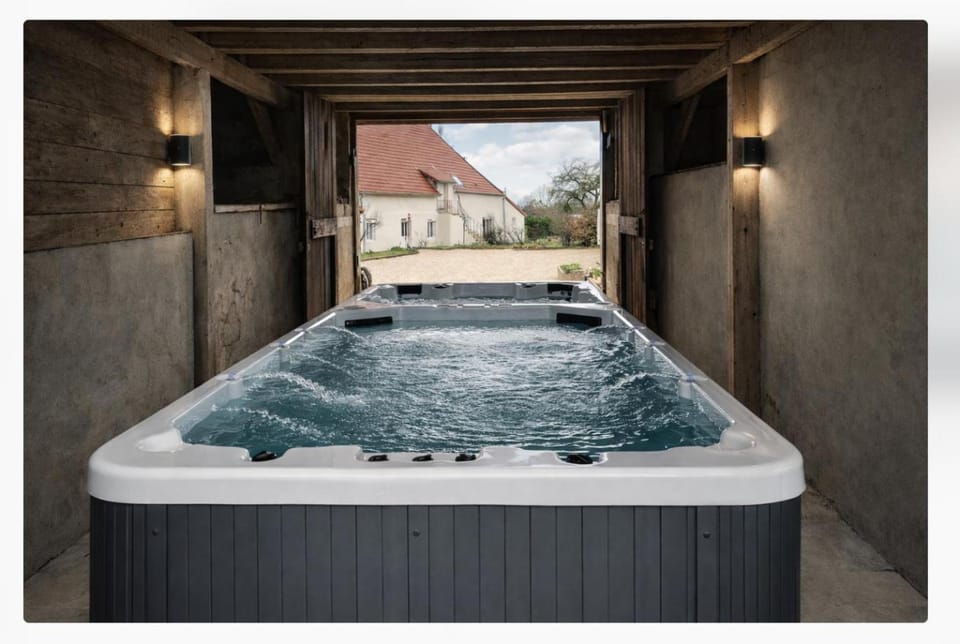 Domaine en bord de saone House in Bourgogne-Franche-Comté