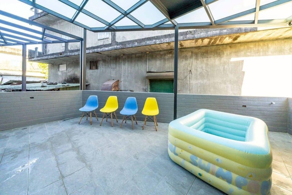 Seating area, Pool view, Swimming pool
