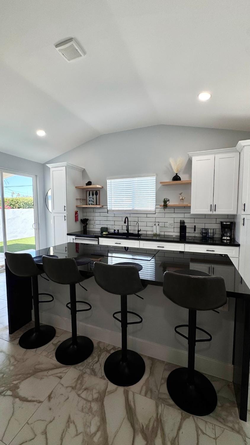 Kitchen or kitchenette, Dining area, dishwasher, stove